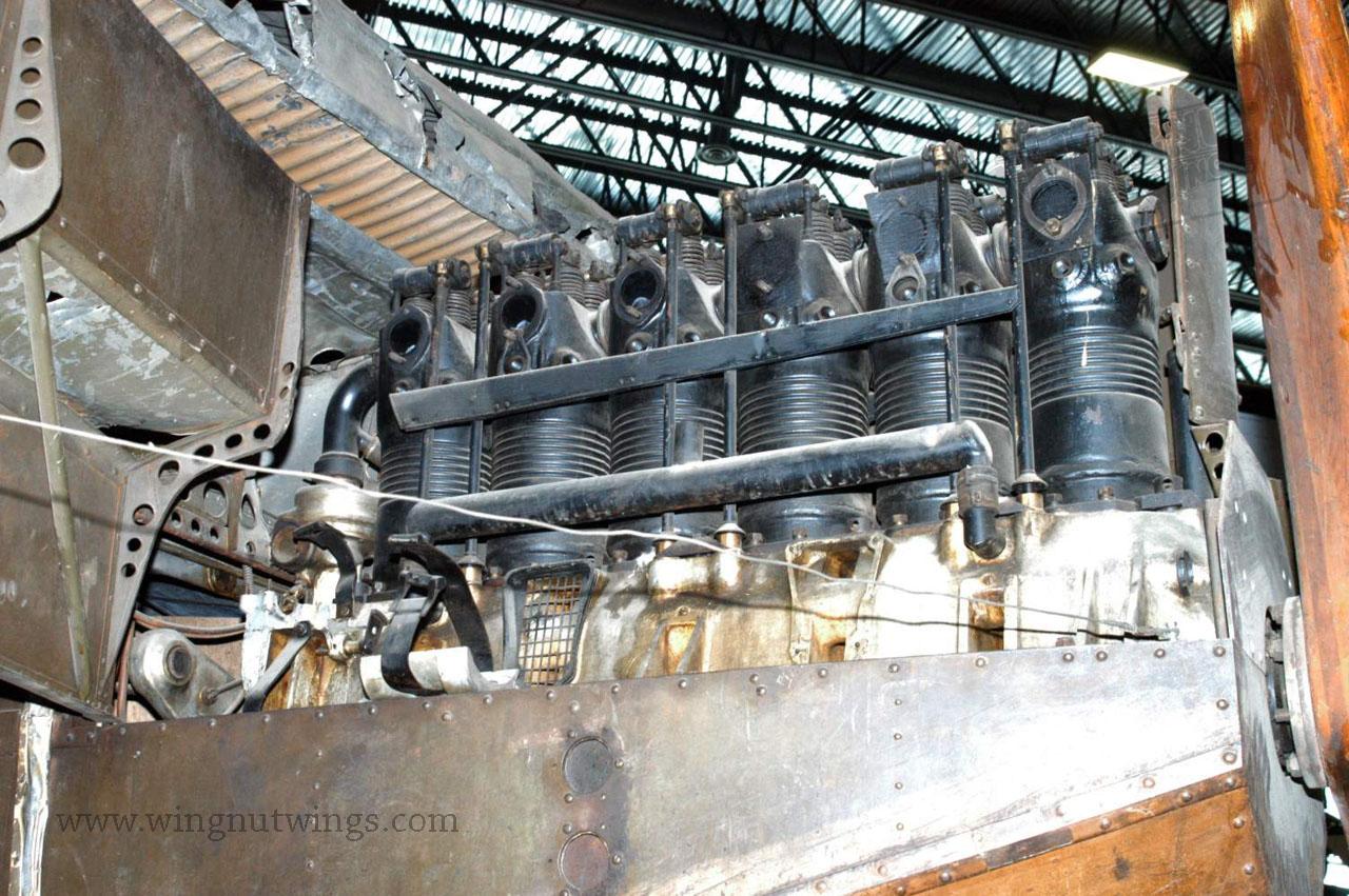 Junkers%20J.1%20586~18%20Benz%20Bz.IVa%20engine%20detail.%20(18).jpg